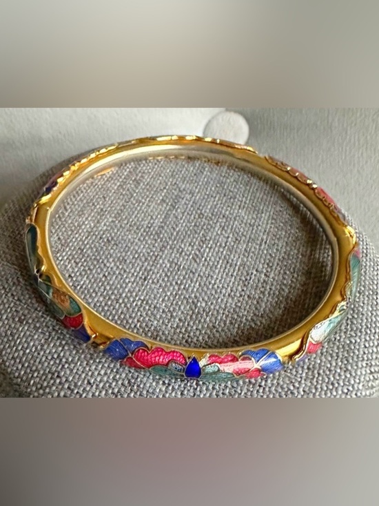 Jewelry - Vintage cloisonne Colorful butterfly enamel bangle bracelet.